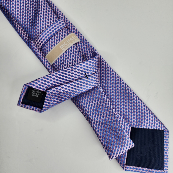 MICHAEL KORS Pink & Blue Silk Tie. - Picture 3 of 5